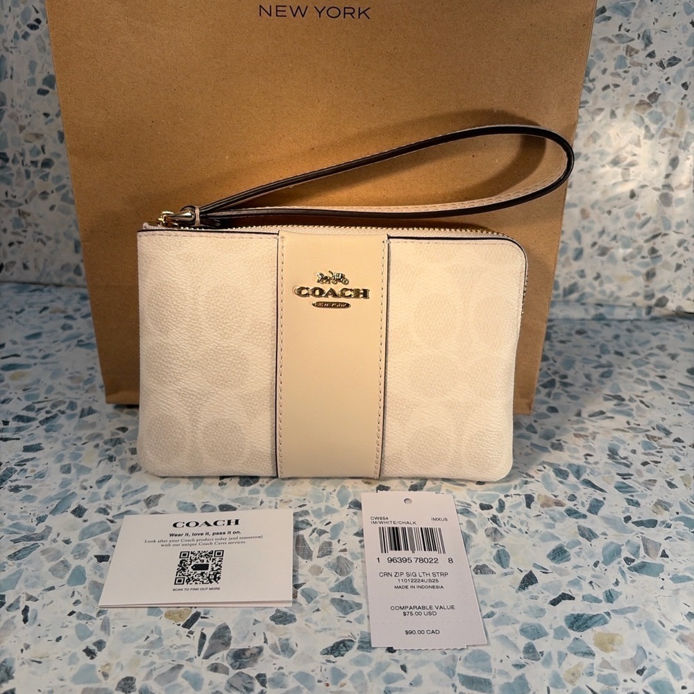 Coach Cream/Chalk Signature Zip Wristlet with Gold Hardware